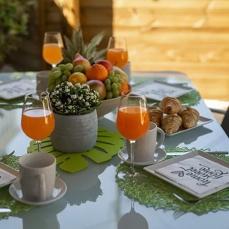 Casa Dvi Mendule בית נופש ברטוניגלה