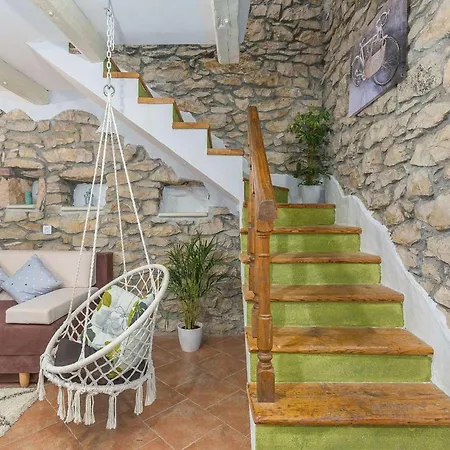 Casa Dvi Mendule ברטוניגלה