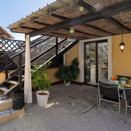 בית נופש Casa Dvi Mendule