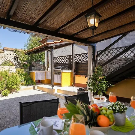 בית נופש Casa Dvi Mendule